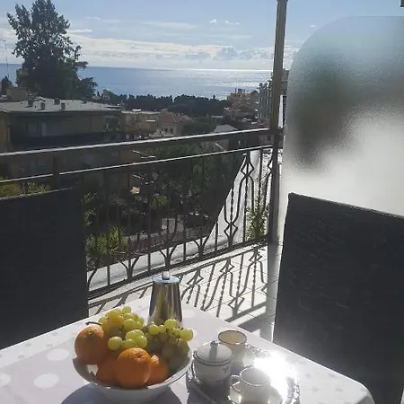 Vista Mare Stella Marina Ferienhaus Sanremo